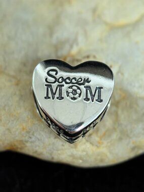 Pandora Soccer Mom Exclusive Travel Heart Charm, S925 Silver Jewelry (Women's)